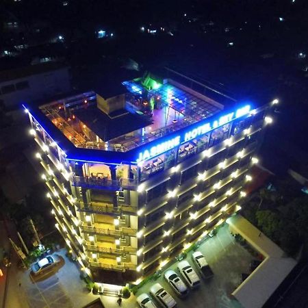 Jasmine Hotel& Sky Bar Battambang Eksteriør billede